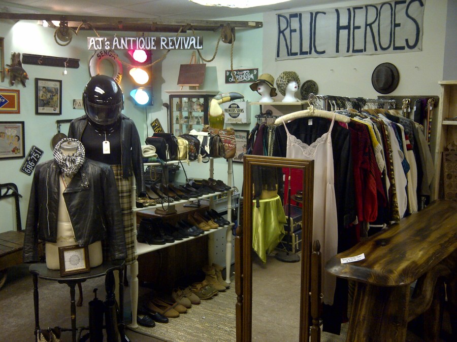 Inside Arts Market