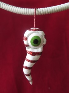 Sparkly, stripey eye-cicle